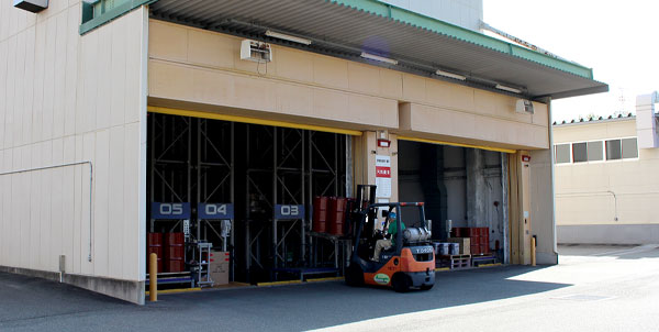 自動ラック倉庫の写真