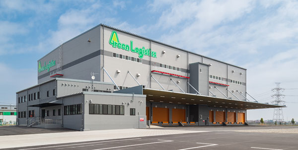 埼玉物流センター外観の写真