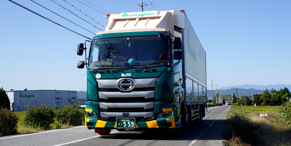 トラックの写真1