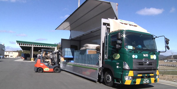 トラックの写真2